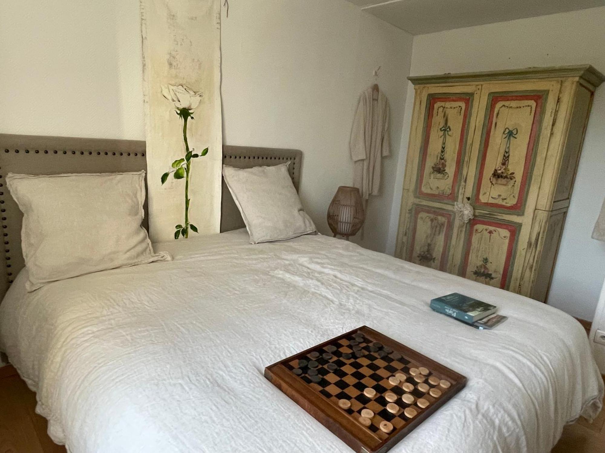 Domaine Spa Perret-Chateau Artdeco Mastersuite En B&B Et-Ou Gite De Charme-Giverny A 3Mn-Jardins Monet-Le Vexin-Piscine Ete-Parc 3Ha-Aire De Jeux Enfants-Pingpong-Options Breakfast-Diner-Billard-Sauna-Fitness-Hammam-Promo 2Nuits En Sus Jacuzzi 1H Off Sainte-Geneviève-lès-Gasny Szoba fotó
